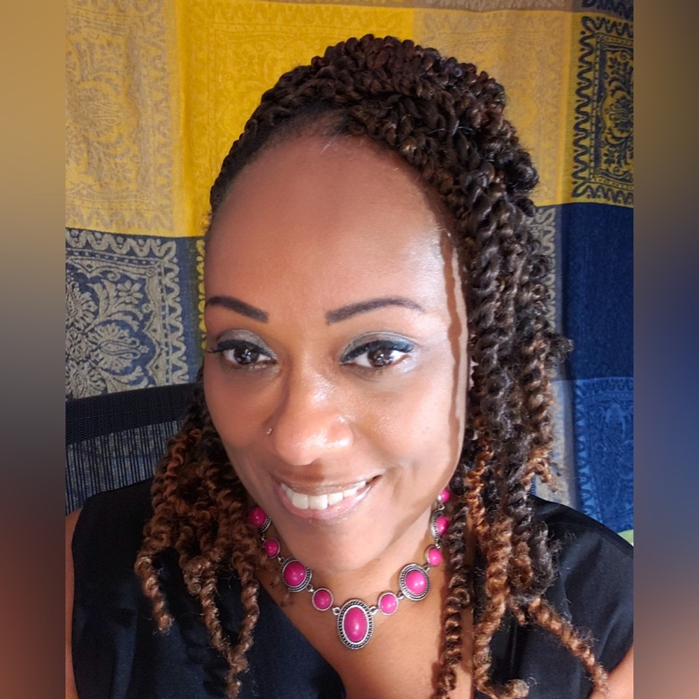 Meet your Posher, Gigi
